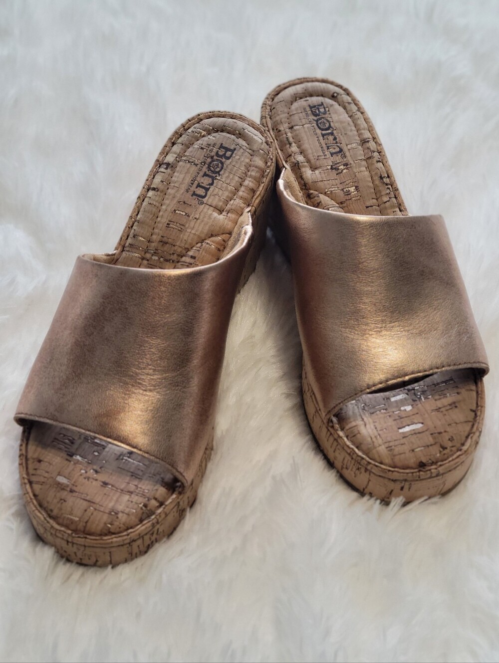 Born Metallic Bronze Cork Slide Mules, Size 8 - Picture 5 of 5